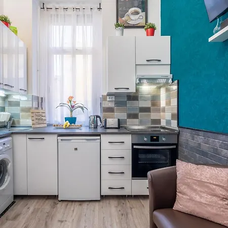 Apartment Convenient Super Budapest